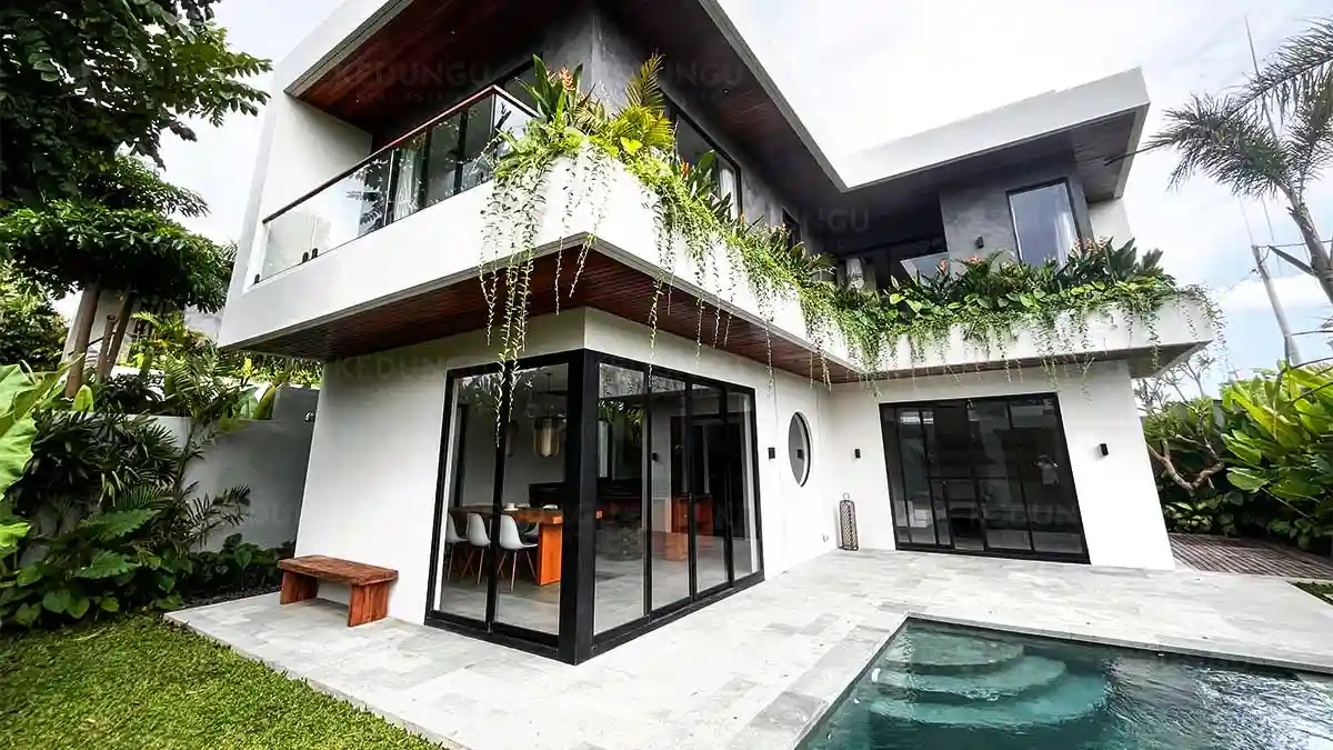 TSURI Villas Real Pictures KRE Watermark 01